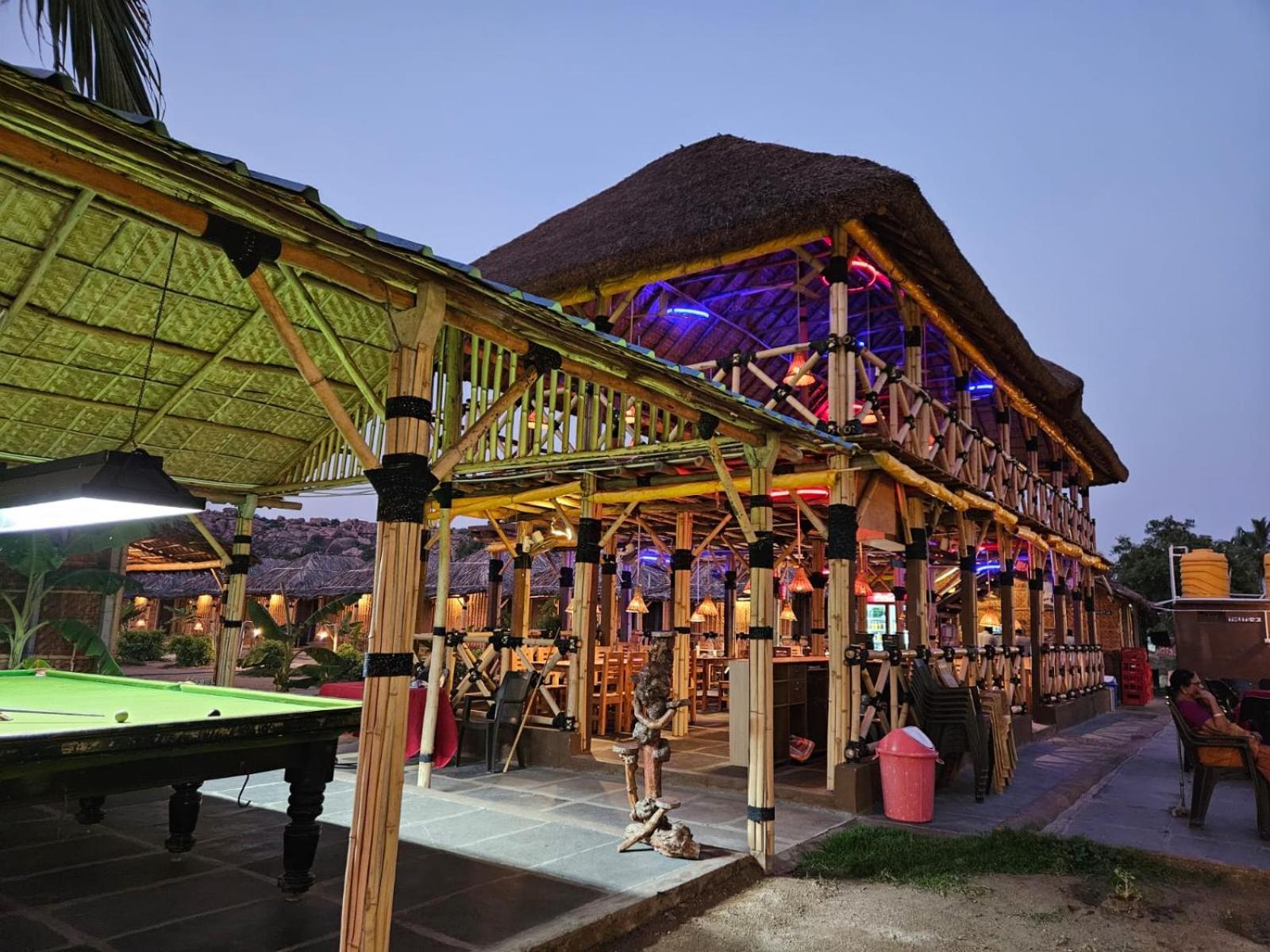 The King On The Rocks Resort Hampi Εξωτερικό φωτογραφία